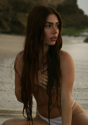 Eden Chanel @eden_chanel