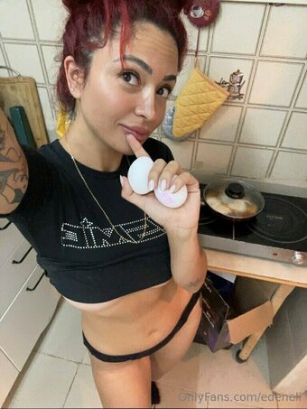 edeneli Nude Leaks Photo 10