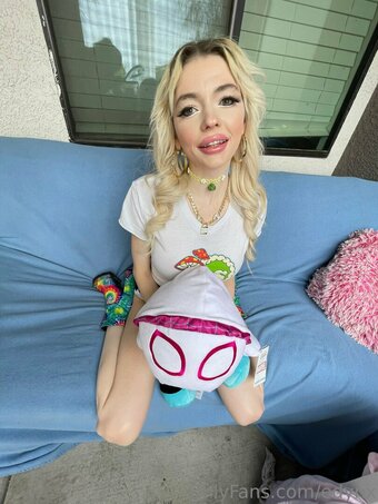 edynx Nude Leaks Photo 17