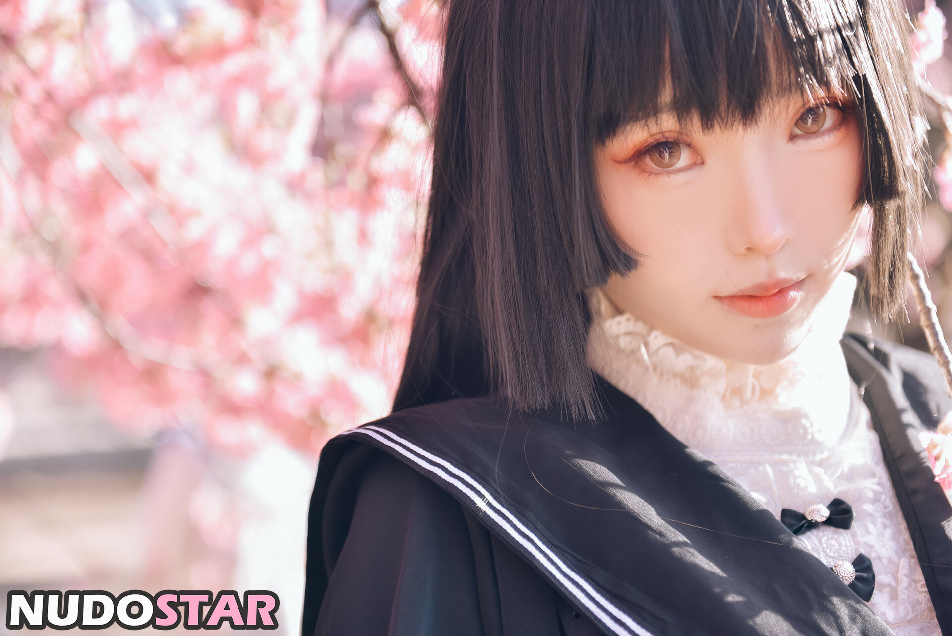 eeelyeee / Ely Cosplay / Ely_eee Nude  1