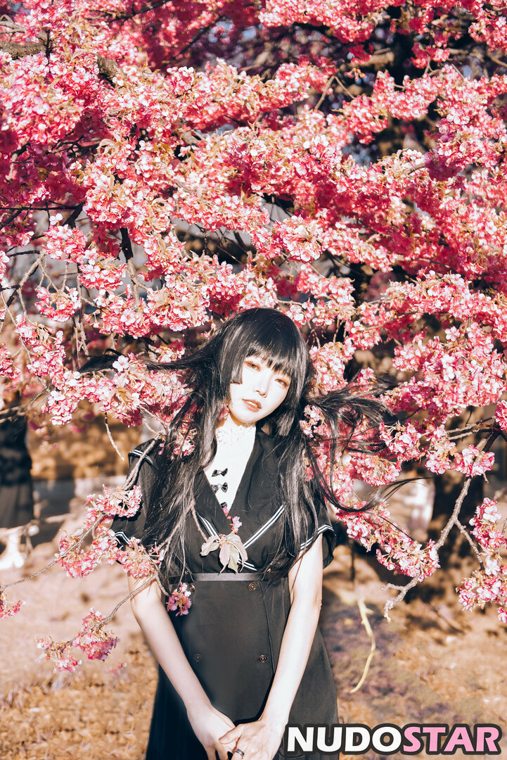 eeelyeee / Ely Cosplay / Ely_eee Nude  12