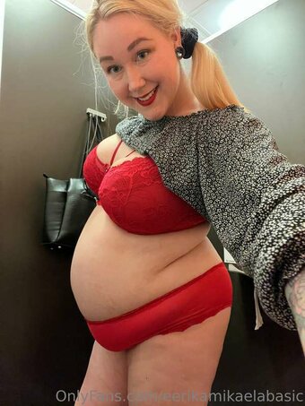 Eerika Mikaela Basic / eerika.m / eerikamikaelabasic Nude Leaks OnlyFans Photo 5