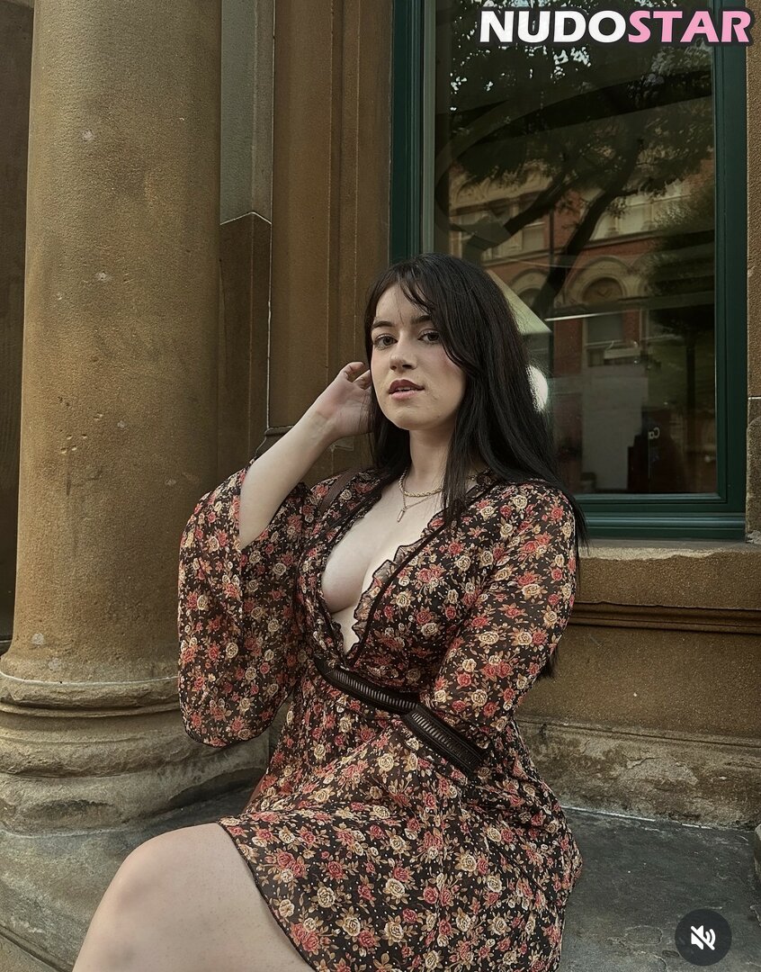 Eeveecosplay / ItsyEevee / eeveelution_cosplay / https: Nude  2