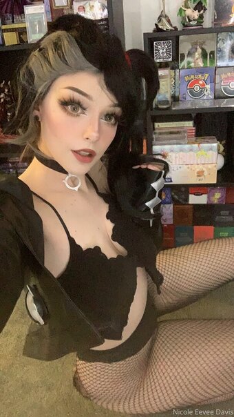 eeveedavis Nude Leaks Photo 24