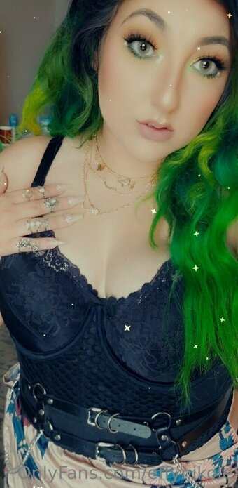 effynikole Nude Leaks Photo 12