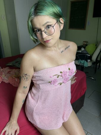 efieme / efiememe Nude Leaks OnlyFans Photo 1