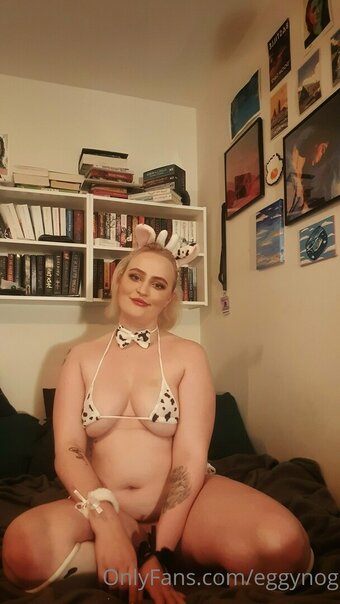 eggynog Nude Leaks Photo 6