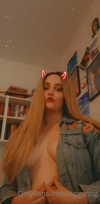 eggynog Nude Leaks Photo 11