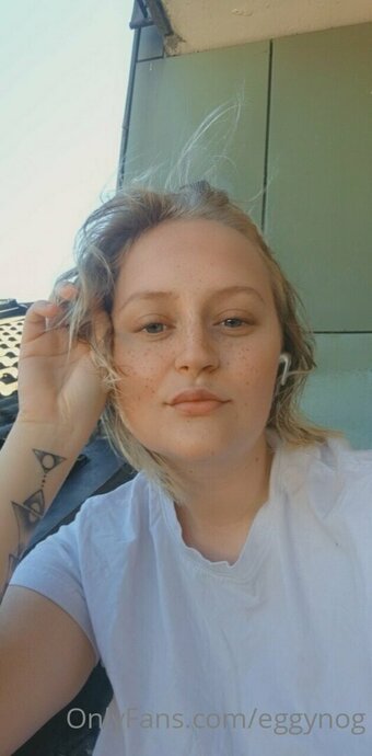 eggynog Nude Leaks Photo 24