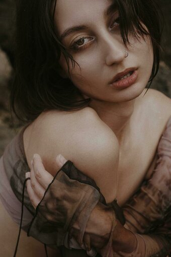 eibrarrr Nude Leaks Photo 2