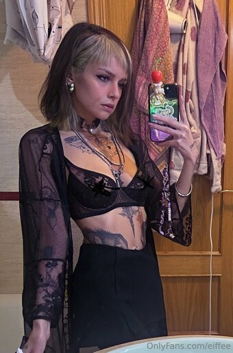 eiffee Nude Leaks Photo 11