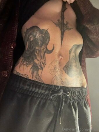 eiffee Nude Leaks Photo 13