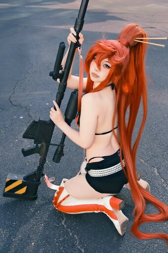 elainedmin / elainecosplays / https: Nude Leaks Photo 10