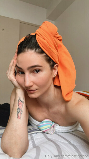 elasticccccc Nude Leaks Photo 15