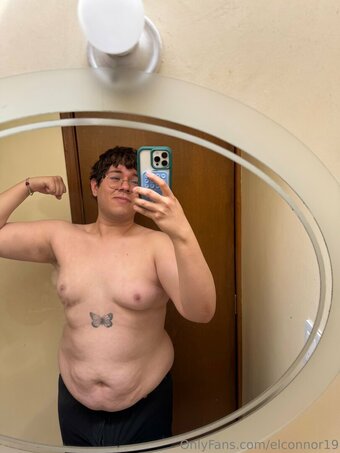 elconnor19 Nude Leaks Photo 17