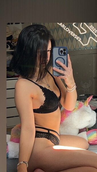 Eleaoffff Nude Leaks OnlyFans Photo 1