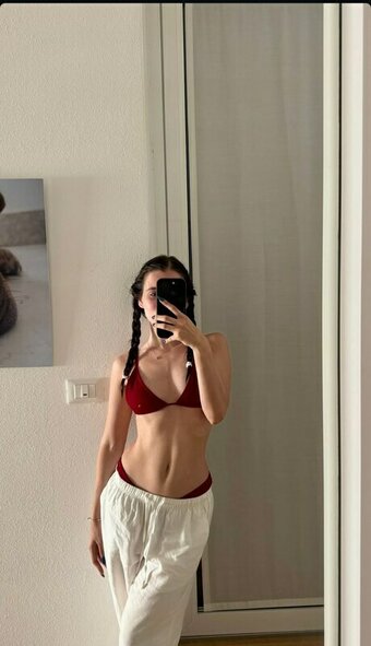 Elena Sofia Picone / elenasofiapicone Nude Leaks Photo 1
