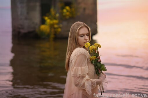 Elf_sonya / neon_sonya Nude Leaks OnlyFans Photo 3