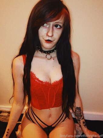 elflovingherself Nude Leaks Photo 20