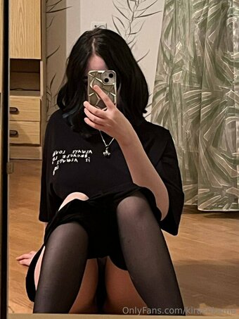 eliseloops Nude Leaks Photo 9