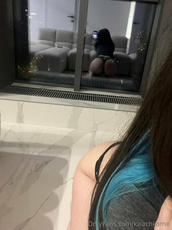 eliseloops Nude Leaks Photo 14