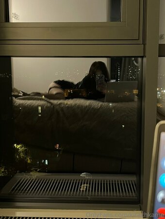 eliseloops Nude Leaks Photo 17