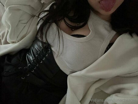 eliseloops Nude Leaks Photo 21