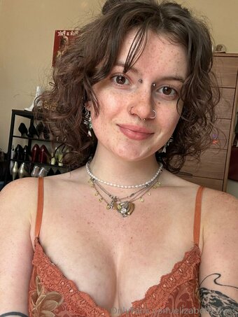 elizabeth-eves Nude Leaks Photo 10