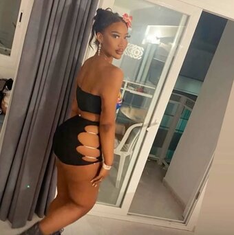 Ella Mac / ellamac.xx Nude Leaks Photo 10