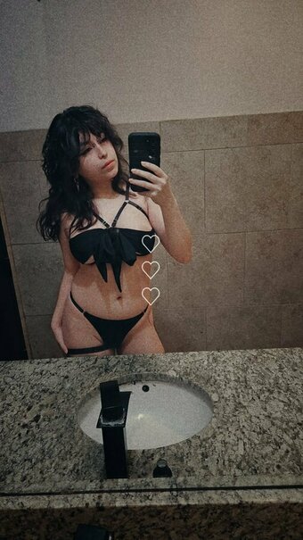 Ellab3ll / ellybella Nude Leaks OnlyFans Photo 10