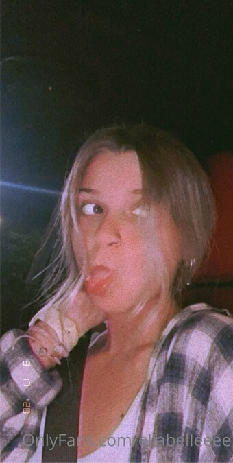 ellabelleeee Nude Leaks Photo 29