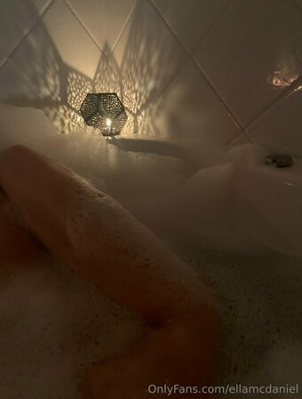 ellamcdaniel Nude Leaks Photo 1