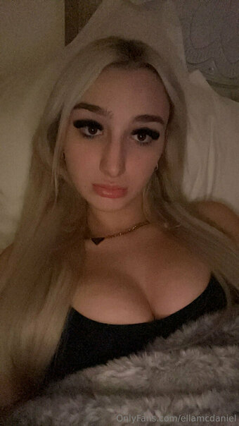 ellamcdaniel Nude Leaks Photo 12