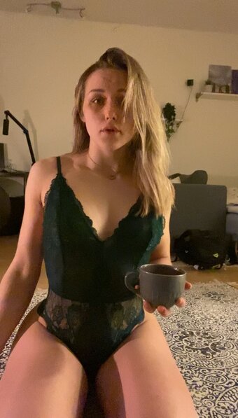 Ellen Åkesson / Ajvie Nude Leaks Photo 2