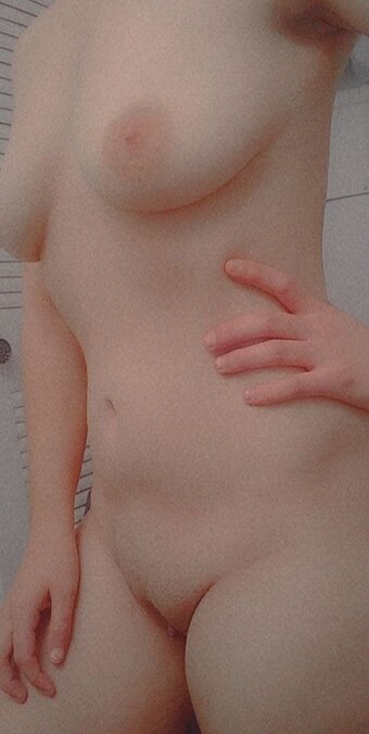 Ellie102416 Ellie102416