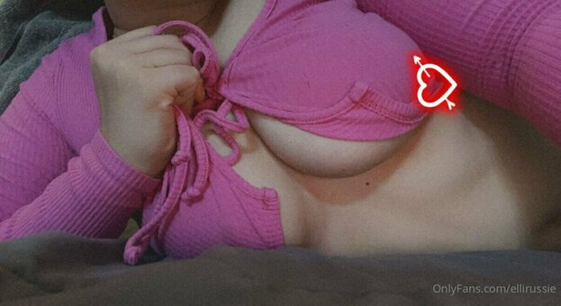 ellirussie Nude Leaks Photo 25