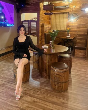 _elnesa Nude Leaks Photo 3