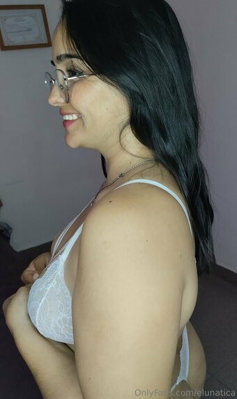 elunatica Nude Leaks Photo 17