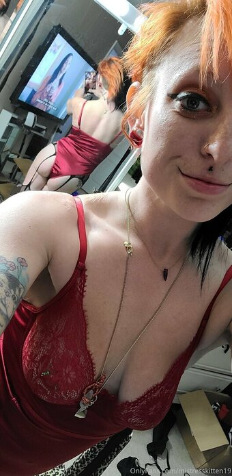 elvishly_deviant13 Nude Leaks Photo 12