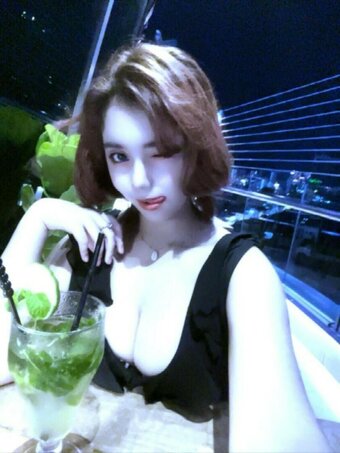 ElyanaSparks / reel Nude Leaks Photo 21