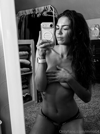 em.michaelaa / mma004 / mma04 Nude Leaks OnlyFans Photo 14