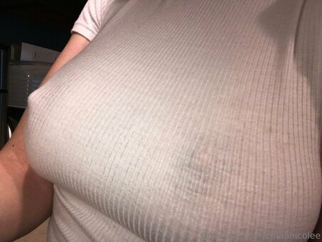 emanicolee Nude Leaks Photo 6