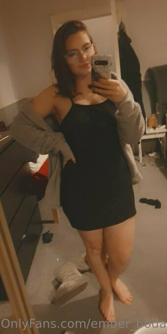 ember_bodacious Nude Leaks Photo 15