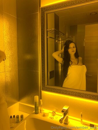 ember_ems Nude Leaks Photo 3