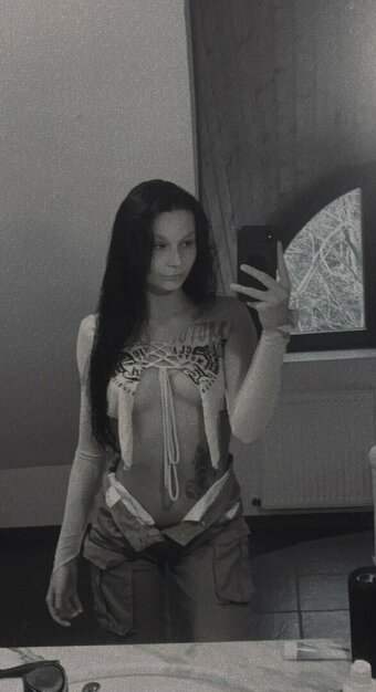 ember_ems Nude Leaks Photo 5