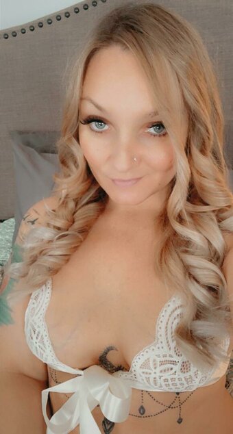 Ember Jayne / ember_jayne_ / emberjayne Nude Leaks OnlyFans Photo 13