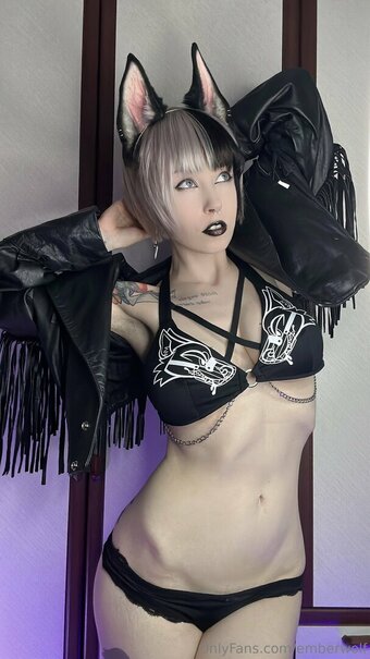 Ember Wolf / emberwolf / theemberwolf Nude Leaks OnlyFans Photo 11