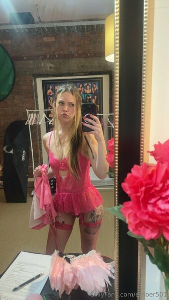 ember501 Nude Leaks Photo 5