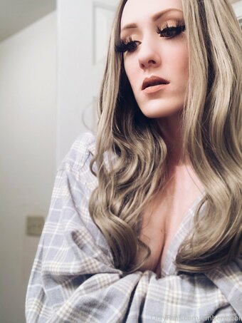 emberamor Nude Leaks Photo 4