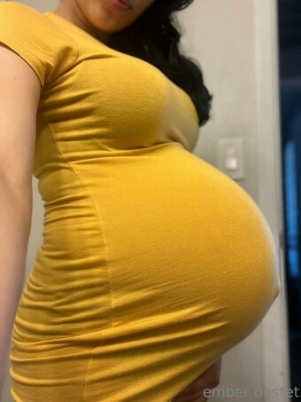 Emberbastet / Pregnant Ember Nude Leaks OnlyFans Photo 97